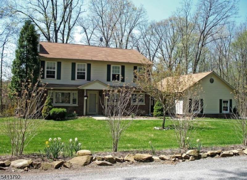 5 Linabury Ln - Photo 1