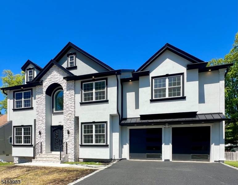 240 Atlantic Dr - Photo 1