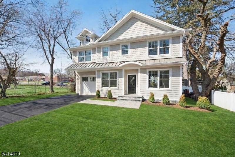 82 Washington Ave - Photo 1