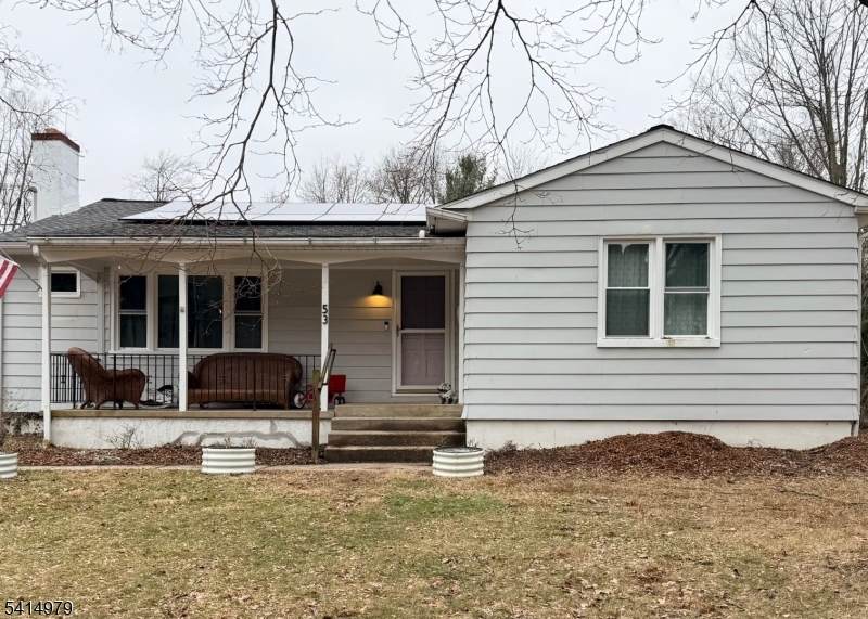 53 Carlton Ave - Photo 1
