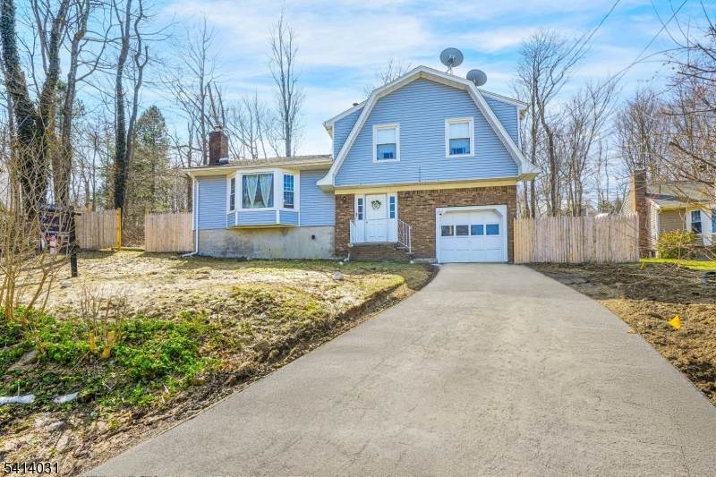 16 Woodland Trl - Photo 1