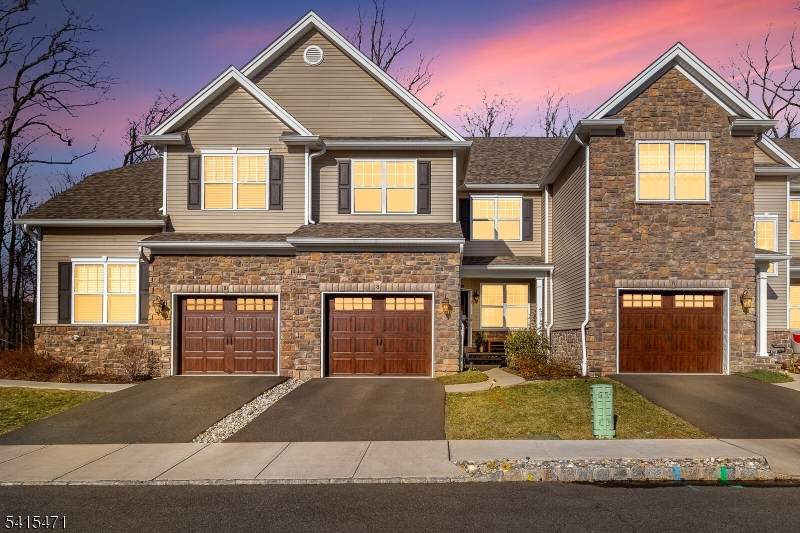 8 Watersedge Dr - Photo 1
