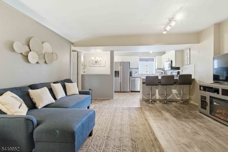 51 Mt Kemble Ave Unit 207 - Photo 1