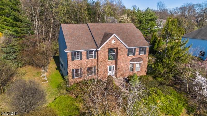 10 Pierson Ct - Photo 1