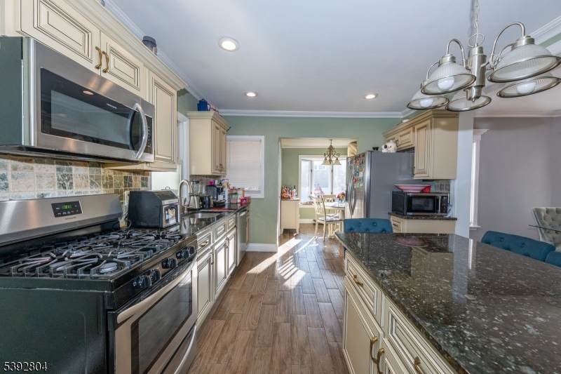 807 Jaques Ave - Photo 1