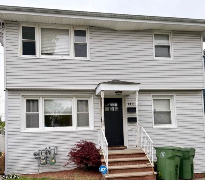 1411 Hussa St - Photo 1