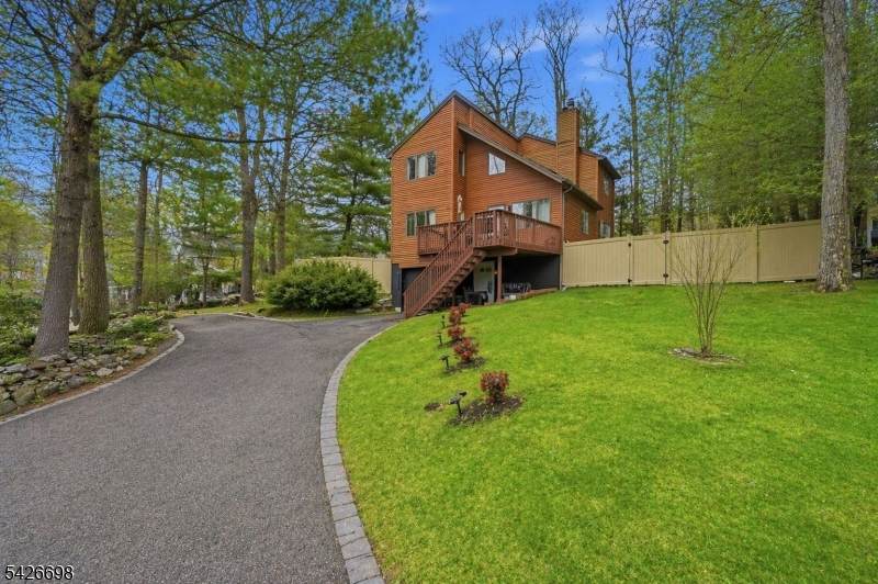 30 Eatontown Rd - Photo 1