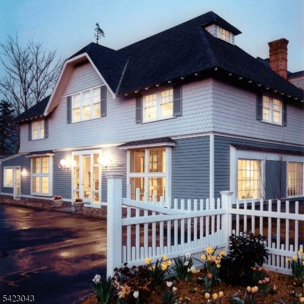 264 South St - Photo 1