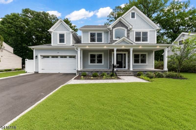 118 Cambridge Rd - Photo 1