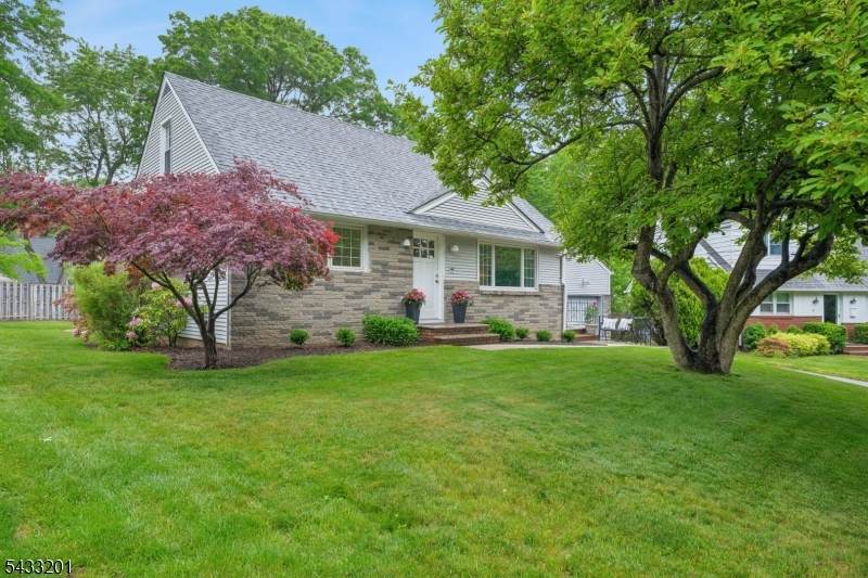14 Fen Ct - Photo 1