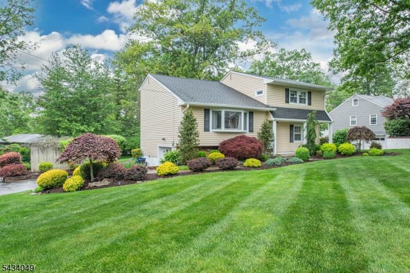 27 Bogert Rd - Photo 1
