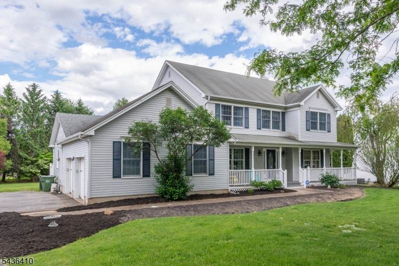 13 Briarwood Rd - Photo 1