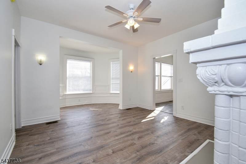1176 Woodland Ave - Photo 1
