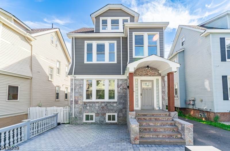 280 Conklin Ave - Photo 1