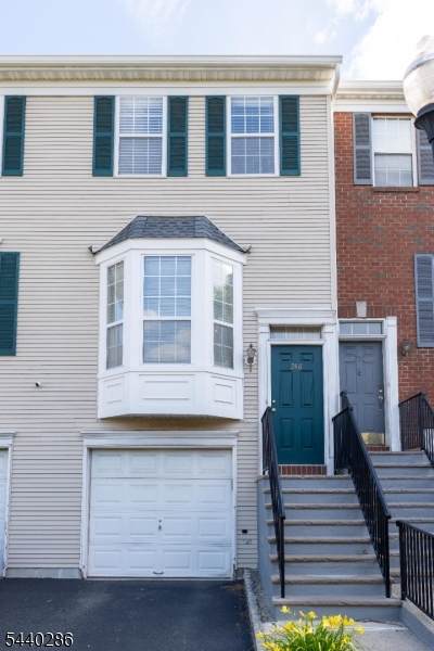 248 Warren St - Photo 1