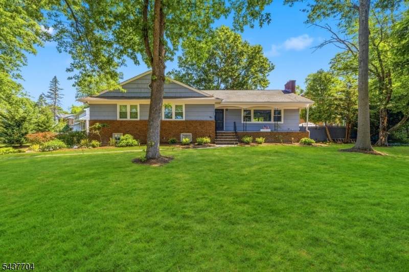 2 Millstone Dr - Photo 1