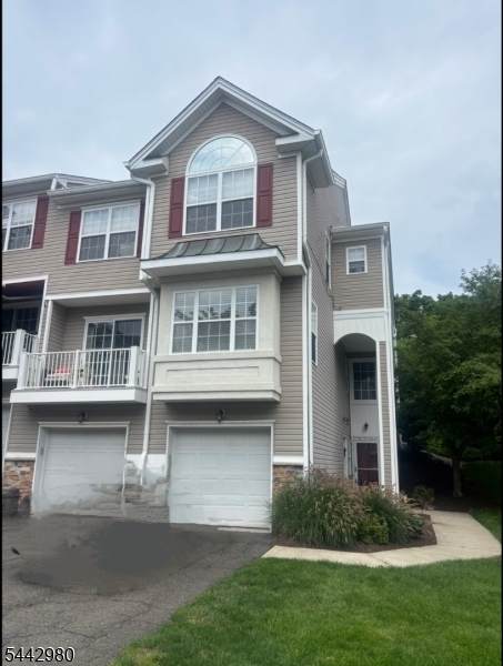 93 Lakeview Ct - Photo 1