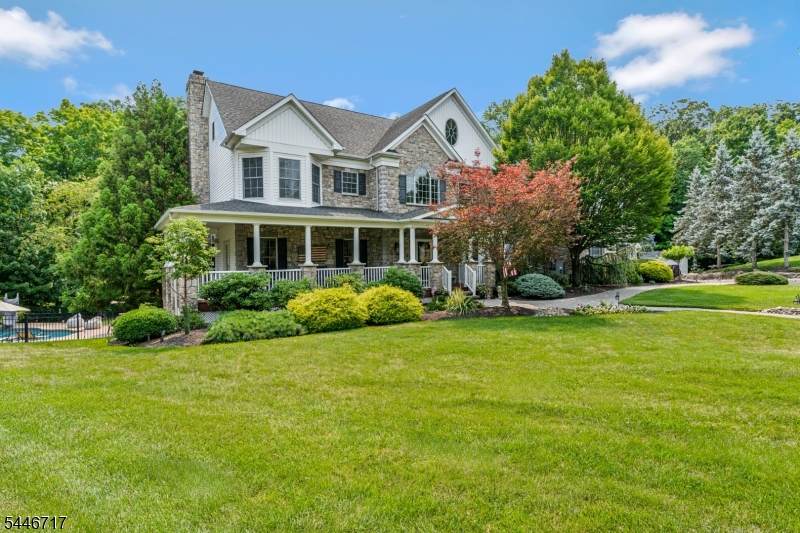 11 Monica Ct - Photo 1