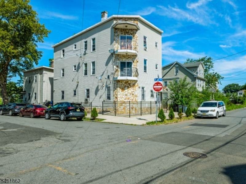 369 21St St - Photo 1