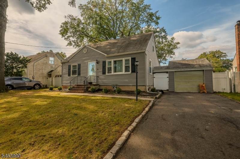 214 Villa Pl - Photo 1