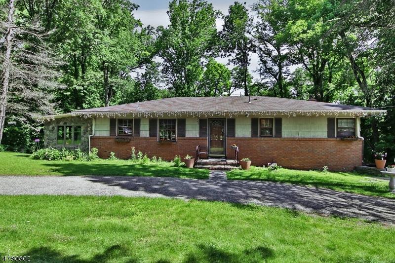 24 Kakeout Rd - Photo 1