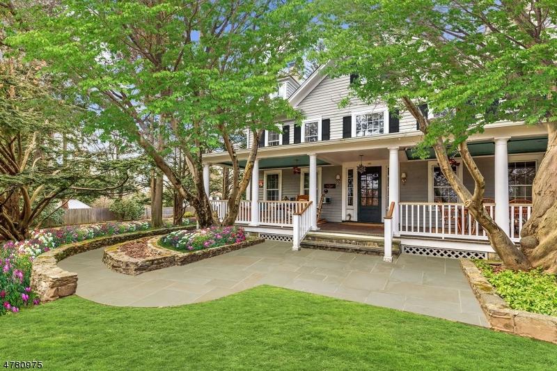 29 Hilltop Rd - Photo 1