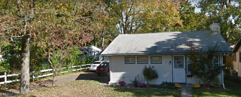 52 Nokomis Ave - Photo 1