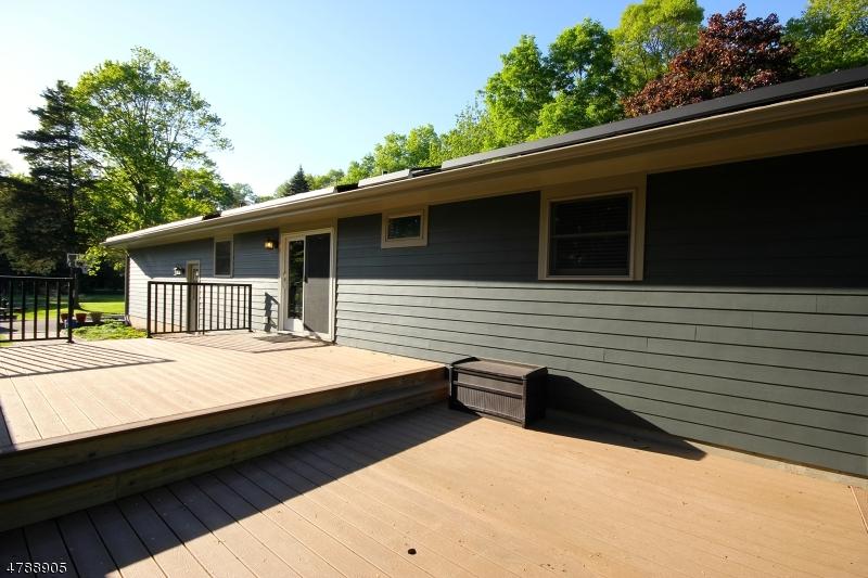 472 W Hill Rd - Photo 1