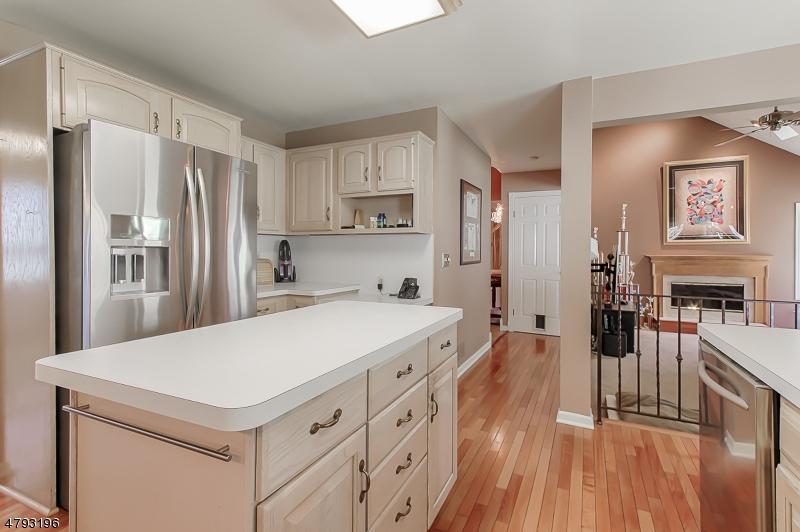 18 Mount Freedom Rd - Photo 1