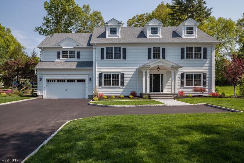 352 Shunpike Rd - Photo 1