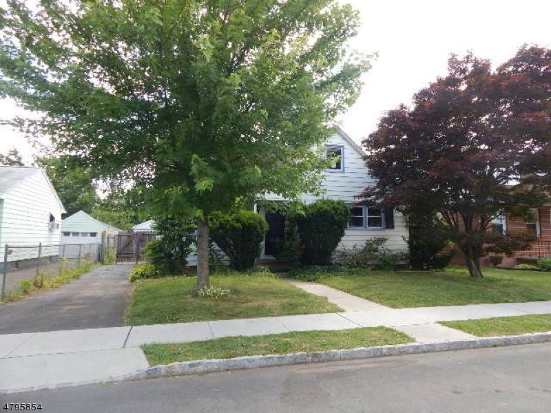 344 Grove Ave - Photo 1