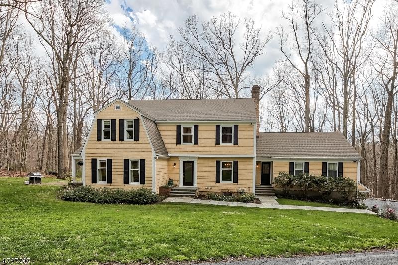 20 Oak Knoll Rd - Photo 1