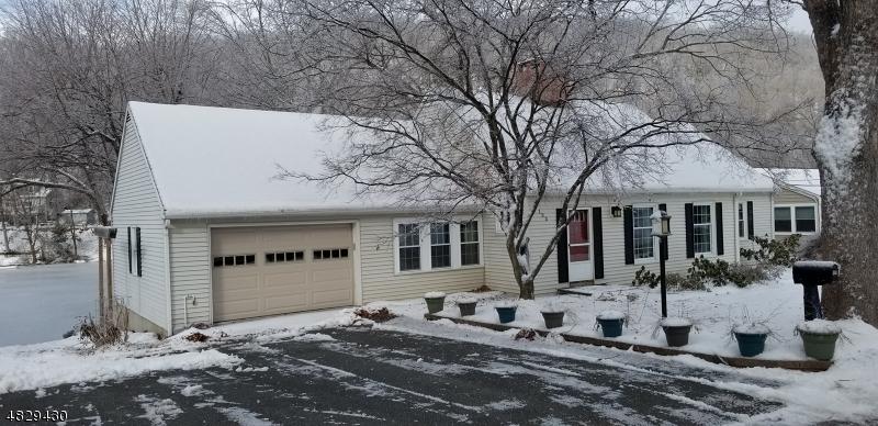 123 Elm Ave - Photo 1