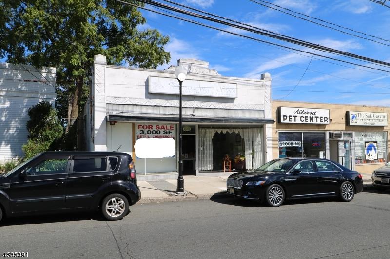 658 Allwood Rd - Photo 1
