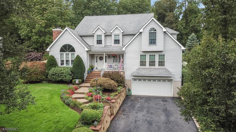 10 Eagle Ct - Photo 1