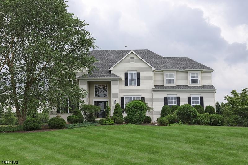 16 Kingsridge Rd - Photo 1