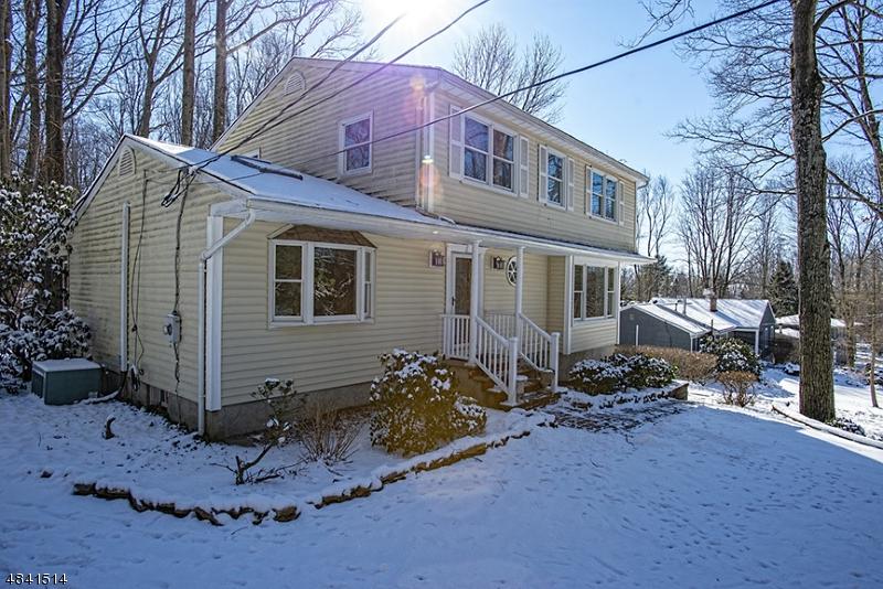 11 Pamela Dr - Photo 1