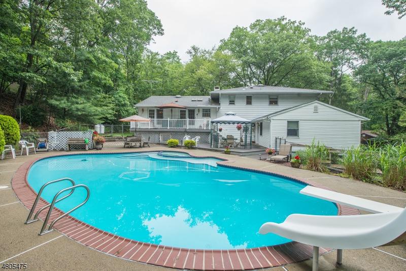 5 Walden Ln - Photo 1