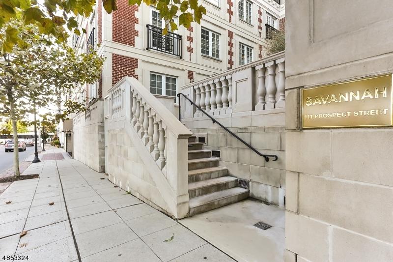 111 Prospect St - Photo 1