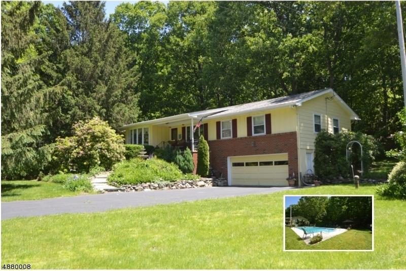 256 Lakeview Dr - Photo 1