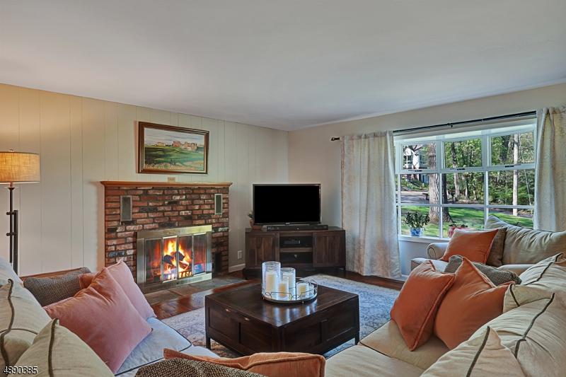 105 Gillette Rd - Photo 1