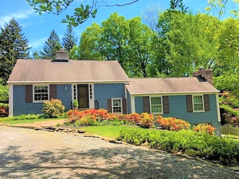 22 Hilltop Rd - Photo 1