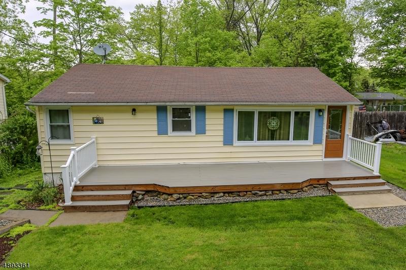 63 Alder Ter - Photo 1