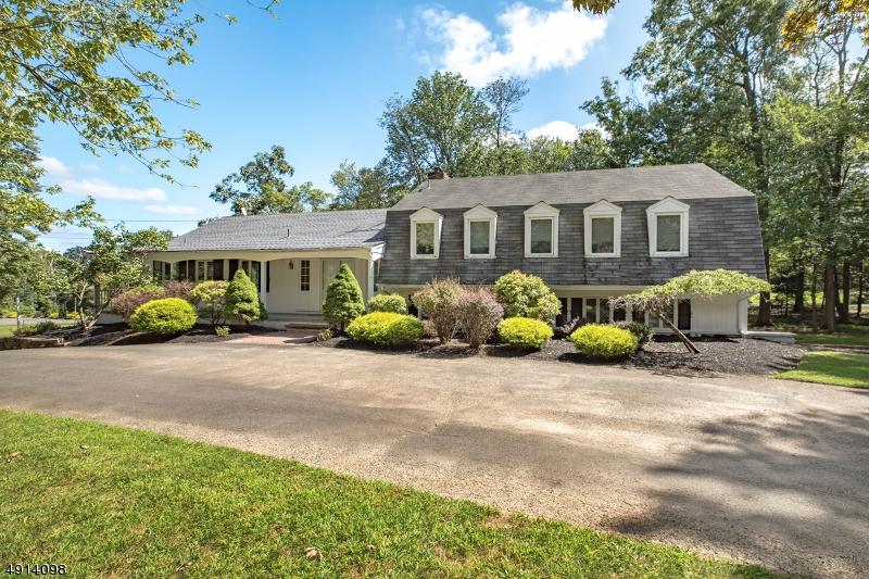 185 Knollwood Dr - Photo 1