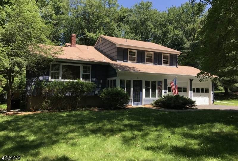 2 Highfield Cir - Photo 1