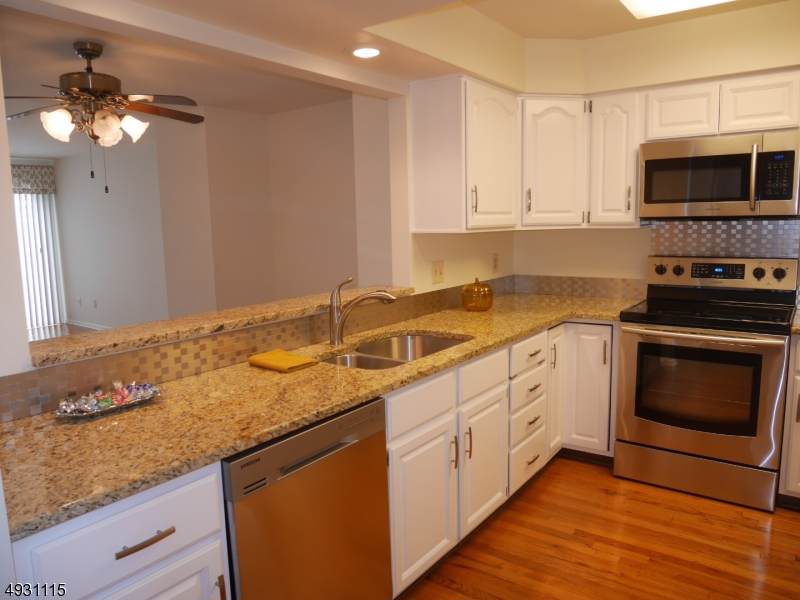 85 S Edgewood Rd - Photo 1