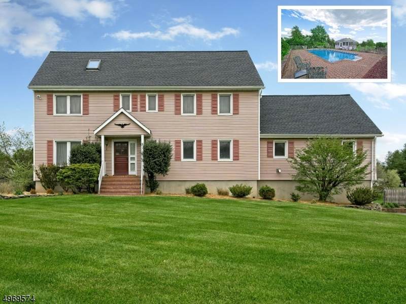 21 Francisco Dr - Photo 1