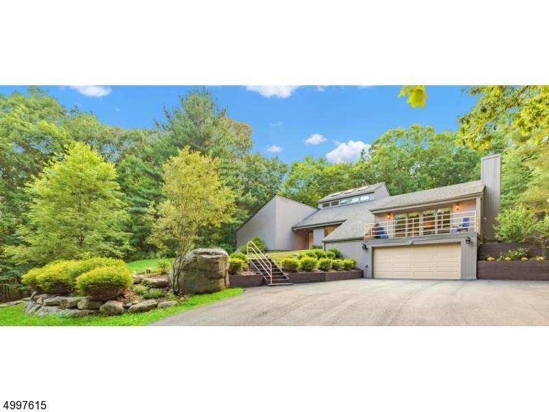 79 Meriden Rd - Photo 1