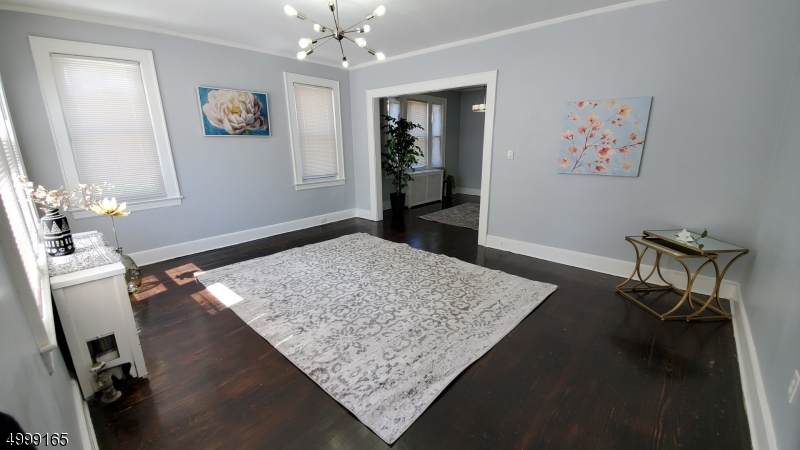18 Monroe Pl - Photo 1