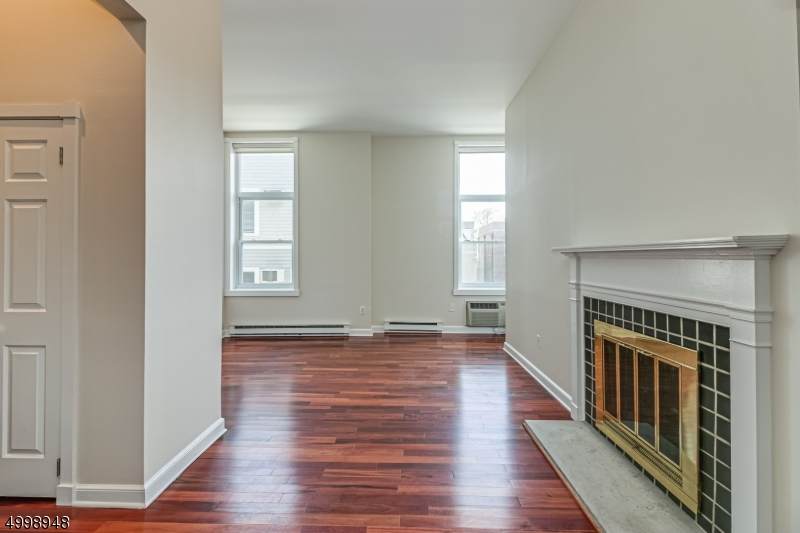 515 Trinity Place - Photo 1
